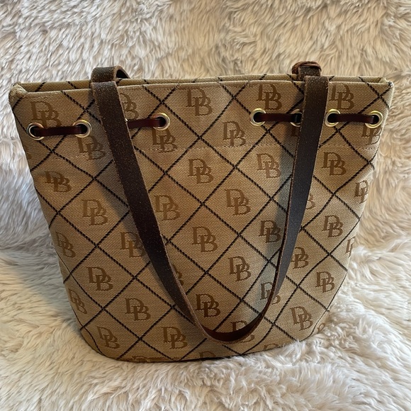 Dooney & Bourke Brown Shoulder Bag - Picture 6 of 16